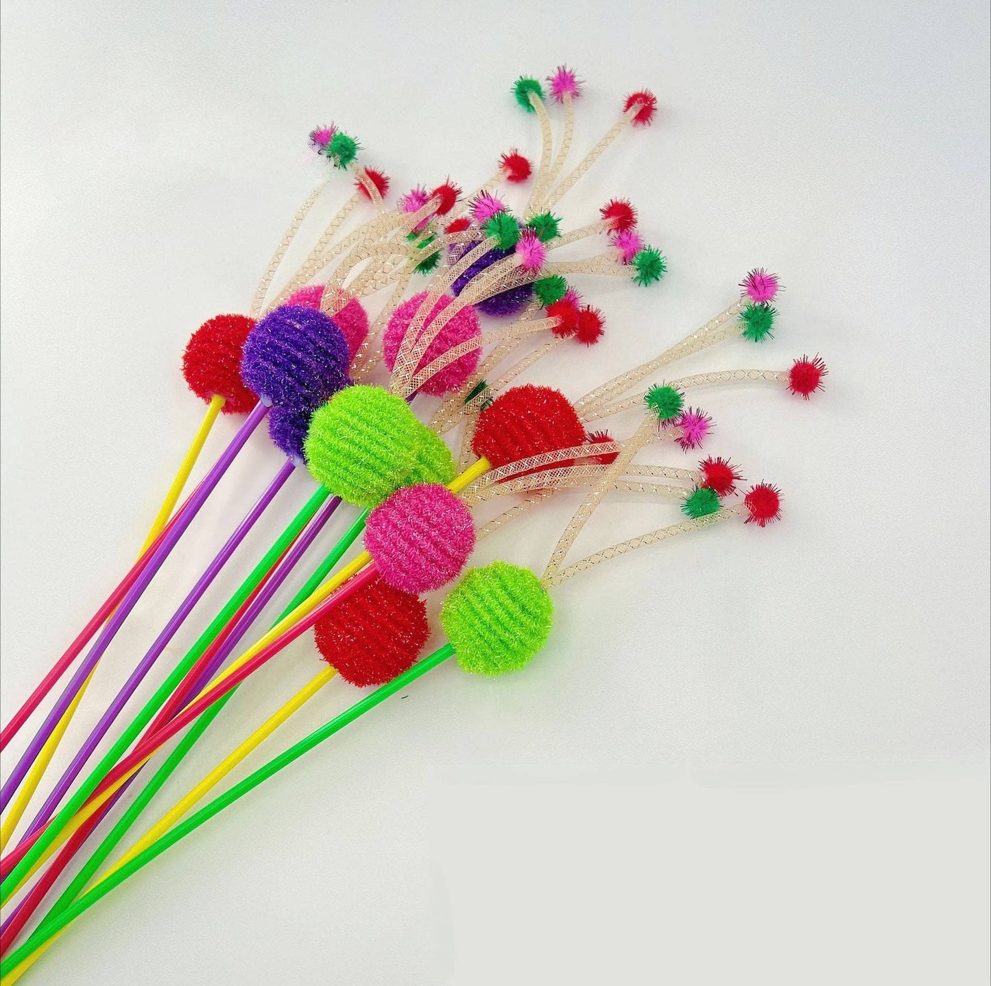 Moo - Colorful Ball Cat Teaser Wand: Red