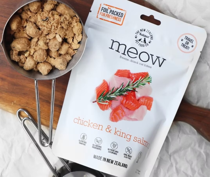 NZ CAT MEOW CHICKEN SALMON FD 9.9OZ