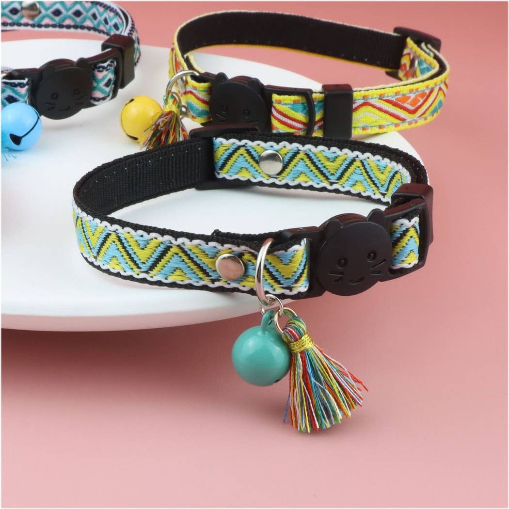 Mokka - Vintage Geometric Patterns Cat Collar: Purple / A