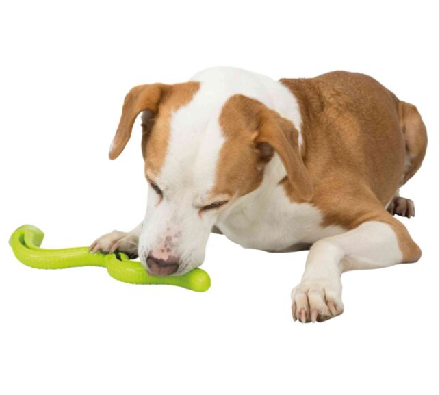 TRIXIE DOG SNACK SNAKE 23.2 INCHES