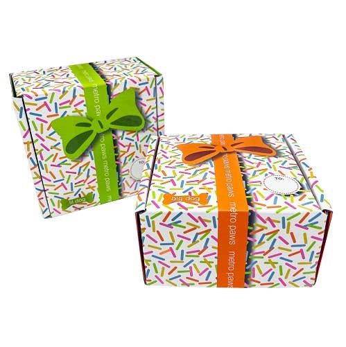 Metro Pawty Box: Lil Dog (2" Mini Metro Balls Included)