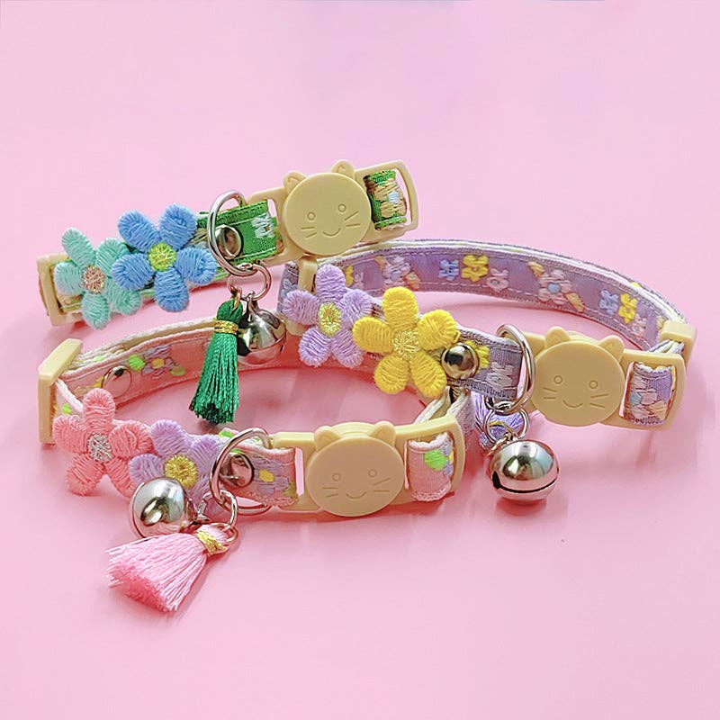 Mokka - Adjustable Cat Collar Flower Design: Blue