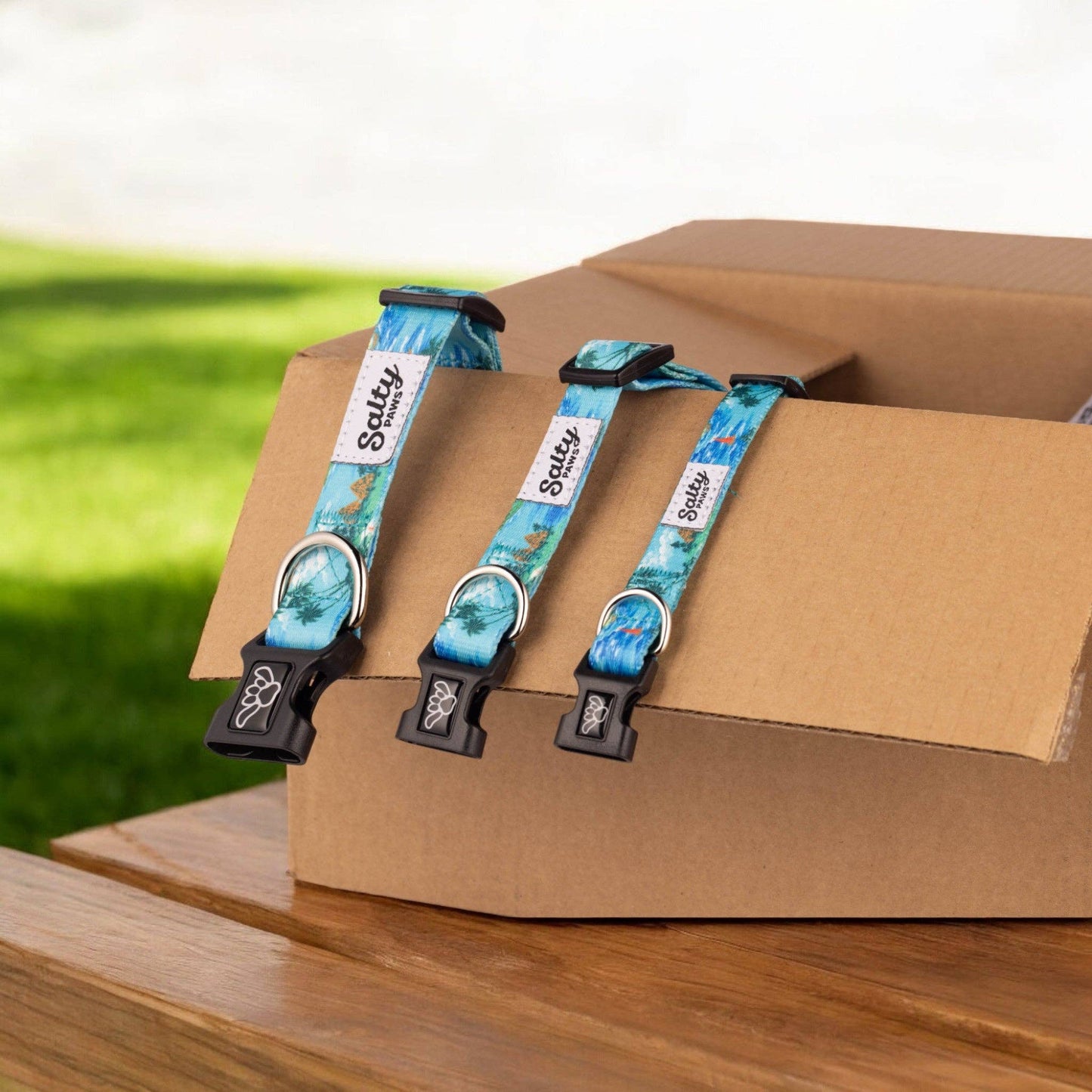 Tahitian Blue Tropical Print Dog Collar: Large