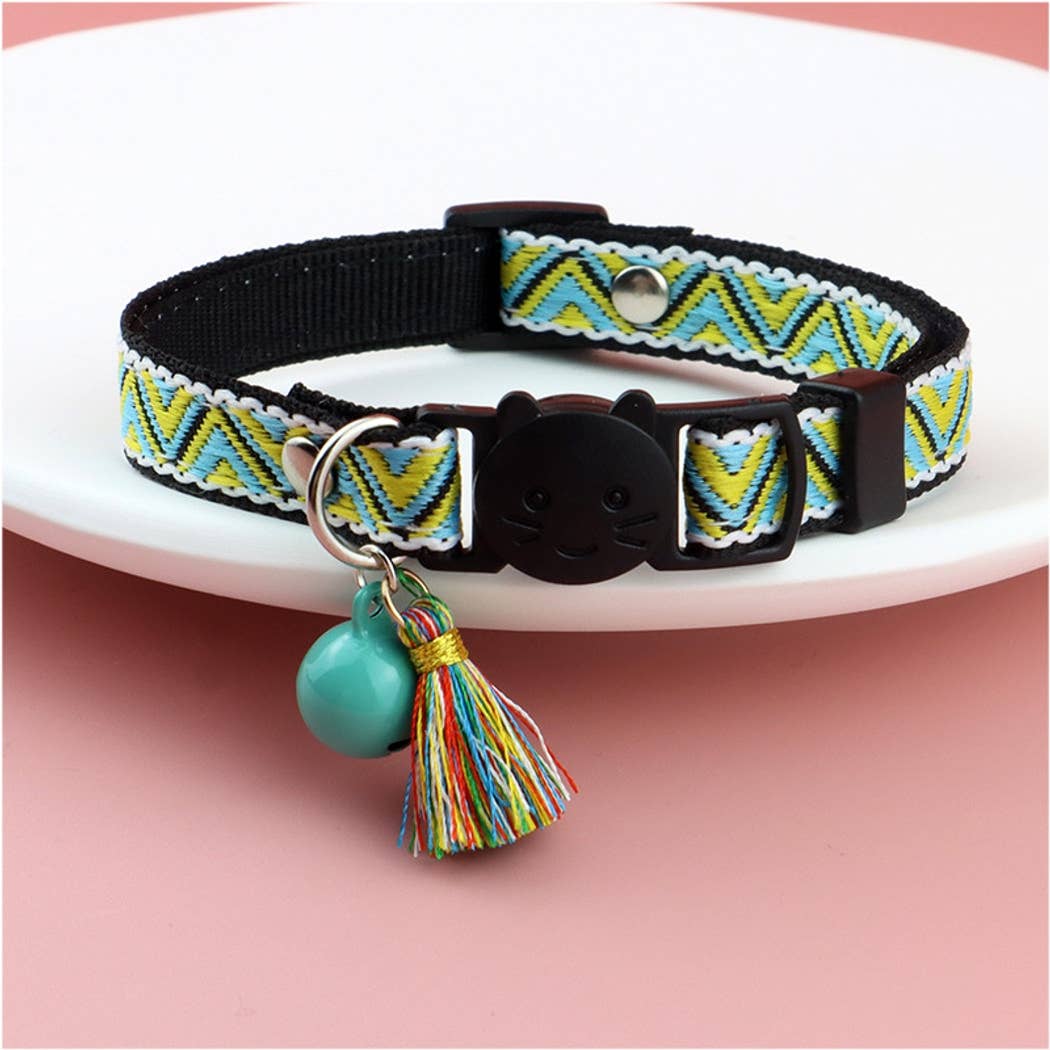 Mokka - Vintage Geometric Patterns Cat Collar: Blue / A
