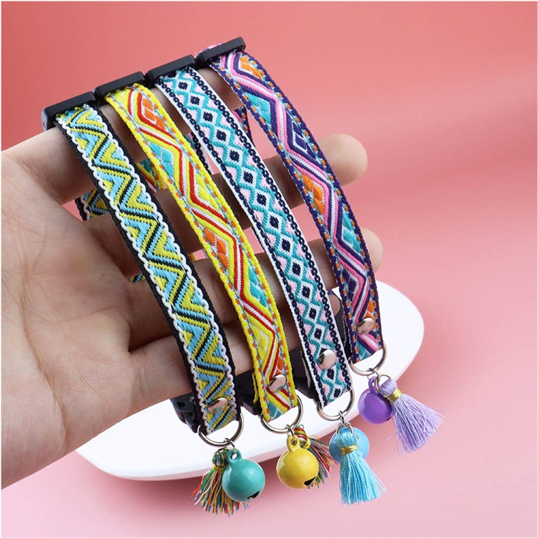Mokka - Vintage Geometric Patterns Cat Collar: Blue / A